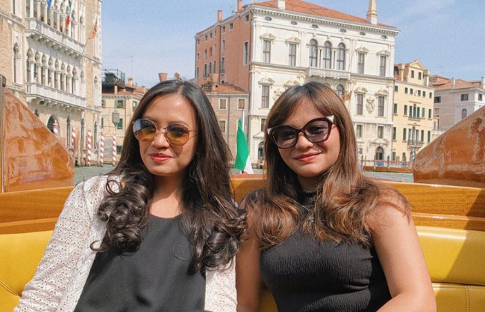 Lintang Aqmarina dan Amel Carla