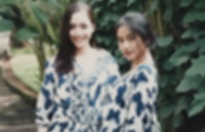 Siti Adira Kania dan Ibu sambungnya, Ririn Dwi Ariyanti