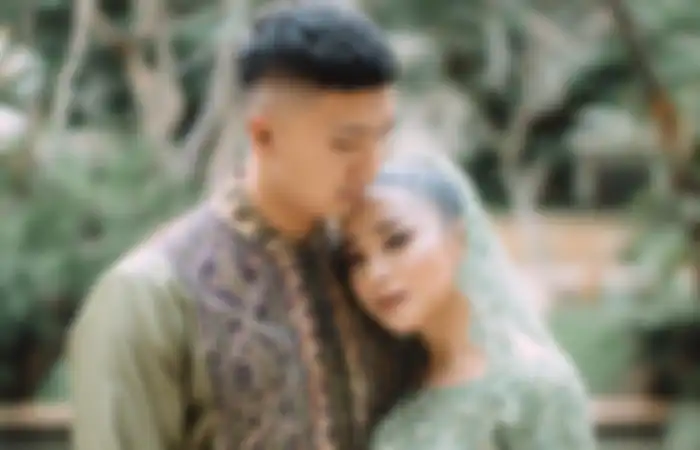 Indra Priawan dan Nikita Willy resmi bertunangan!