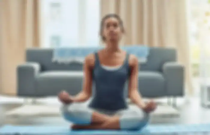 Ilustrasi yoga di rumah