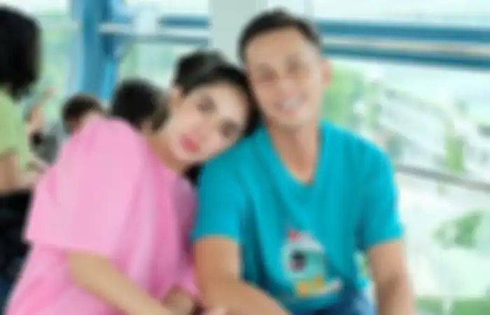 Kebersamaan Ussy Sulistiawaty dan Andhika Pratama 