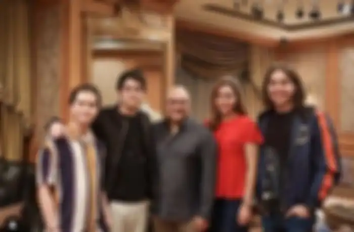Kebersamaan Irwan Mussry dan ketiga anak Maia Estianty