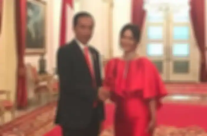 Presiden Joko Widodo dan Inul Daratista 