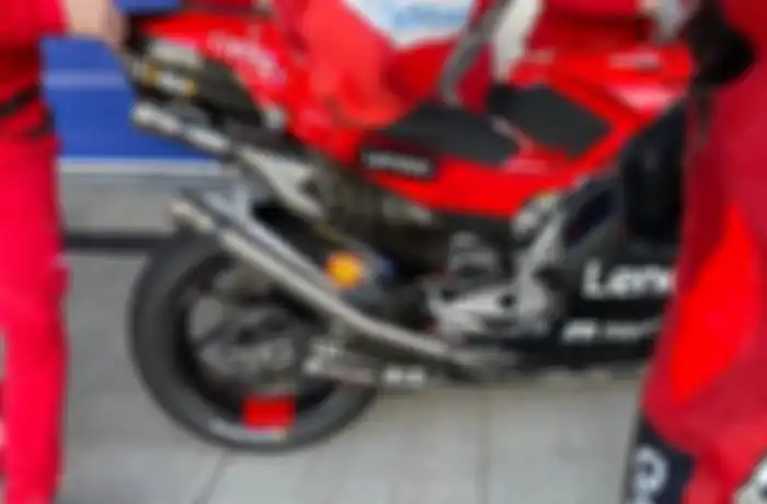 Knalpot Ducati Desmosedici GP22 di tes Jerez MotoGP 2022