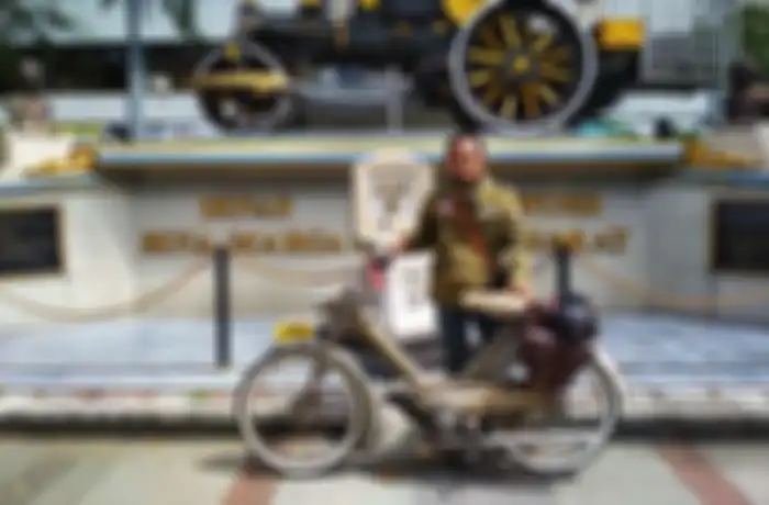 Yoga Swara dan DKW 503 NL Matic miliknya