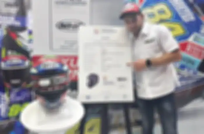 Helm NHK GP-R Tech resmi lolos FRHP