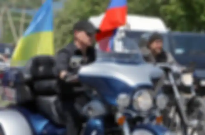 Vladimir Putin doyan naik motor namun tidak pakai helm