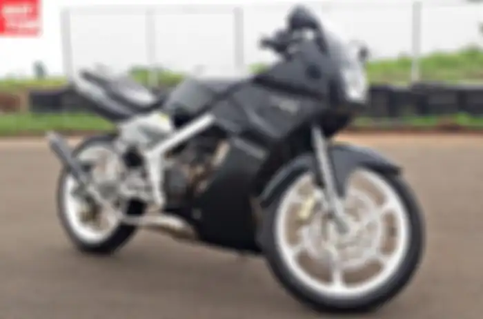 Kawasaki Ninja 150 SS milik Diki pakai pelek Honda RS125