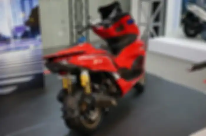 Honda PCX 160 2021 modifikasi racing sporty dari R-Autoworks