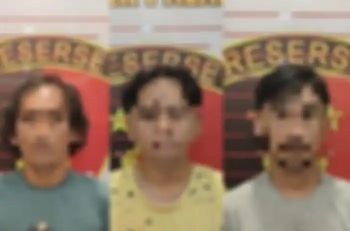 Tiga warga Samarinda Ulu berinisial J (26), H (26) dan B (35) ditangkap jajaran Polsek Palaran, Polresta Samarinda atas dugaan penadah motor curian.