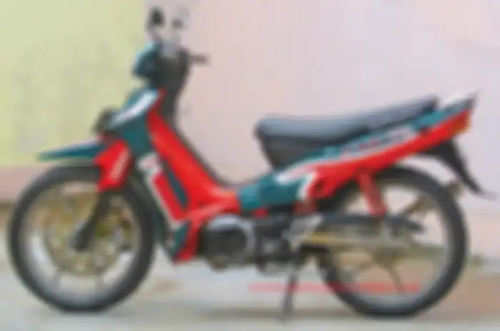 Yamaha F1ZR Caltex Series sekarang harganya selangit.