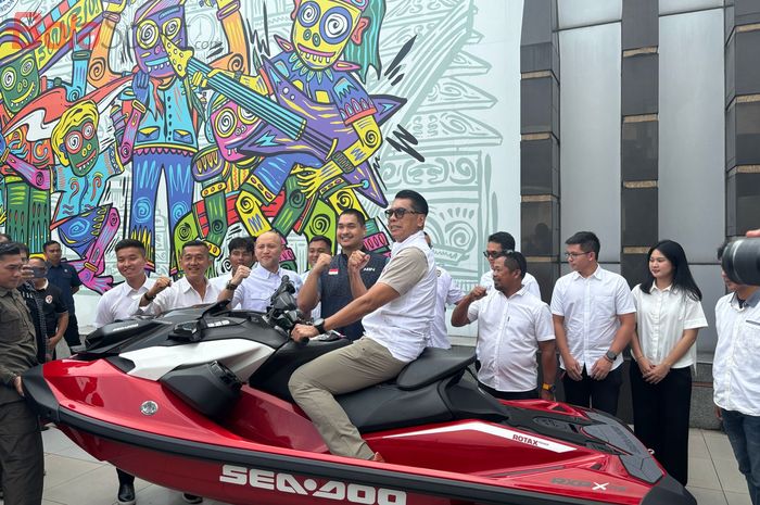 Suasana Peresmian Aquabike Indonesian Championship oleh Menpora Dito Ariotedjo, di Kantor Kemenpora RI, Senayan, Jakarta, Rabu (29/5/2024).