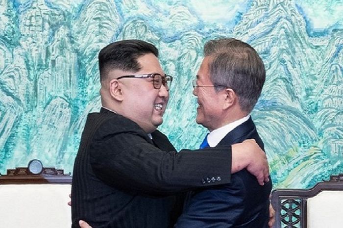 Kim Jong Un dan Moon Jae In