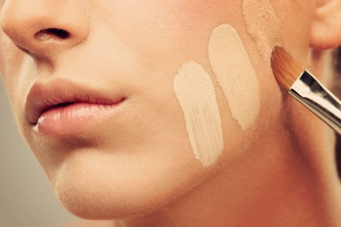 Cara mengaplikasikan foundation sesuai jenis kulit 