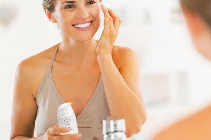 Ketahui Perbedaan Pelembap dan Primer dari Makeup Artis Philipe Karunia