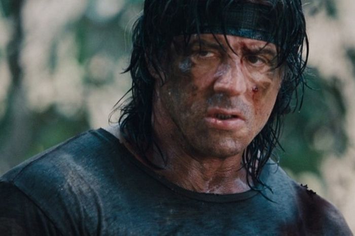 Sylvester Stallone sebagai Rambo