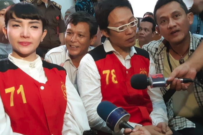  Roro Fitria saat ditemui Grid.ID di Pengadilan Negeri, Jakarta Selatan, Rabu (10/10/2018).