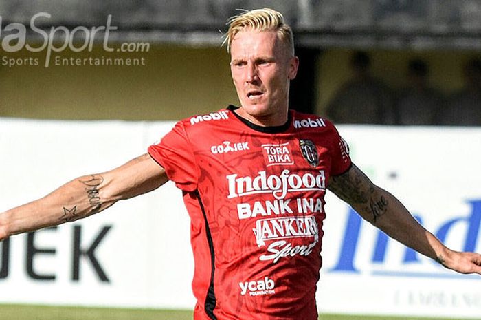 Nick van der Velden tinggalkan Bali United