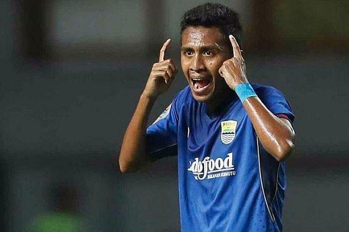 Pemain Persib U-19 Syafril Lestaluhu