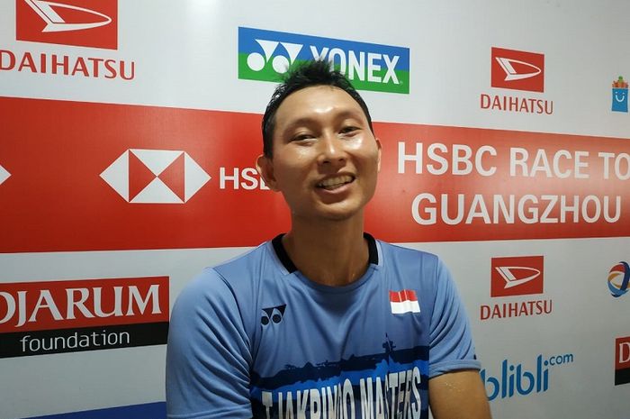 Pebulu tangkis tunggal putra Indonesia, Sony Dwi Kuncoro, saat diwawancarai di area mixed zone Istora Senayan, Jakarta, Selasa (22/1/2019)