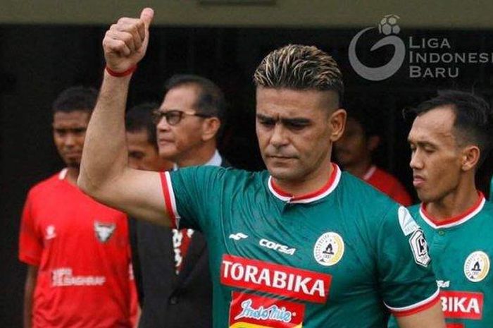 Striker PSS Sleman, Crsitian Gonzales.