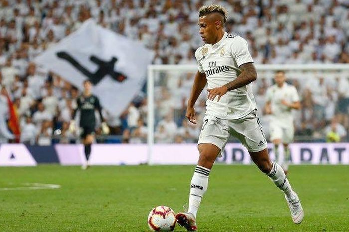 Penyerang Real Madrid bernomor punggung 7, Mariano Diaz