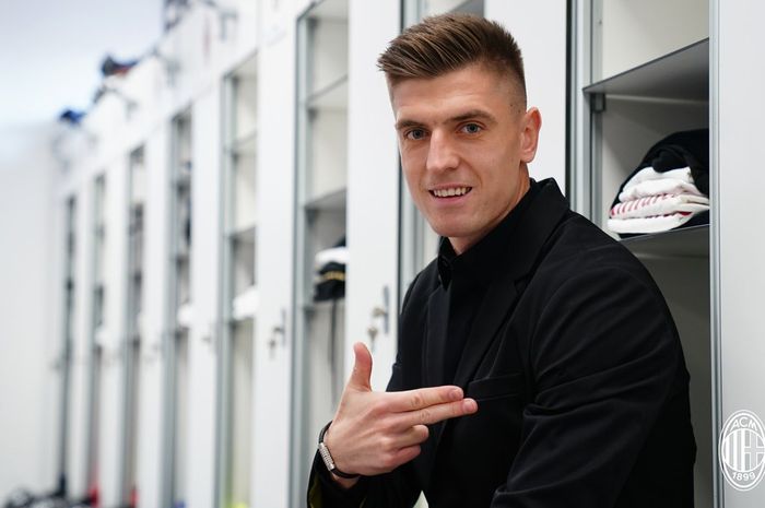 Penyerang baru AC Milan, Krzysztof Piatek, dianggap sebagai sosok yang selama ini dibutuhkan oleh AC Milan. 