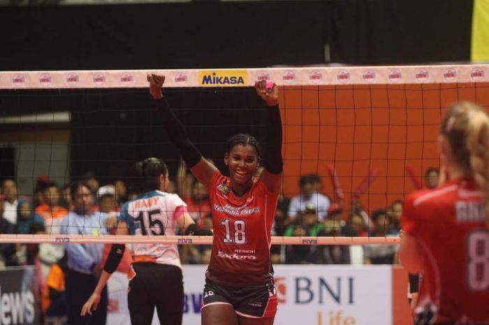 Tim putri Jakarta Pertamina Energi juarai Proliga 2019 seri ketiga putaran kedua yang digelar di Sritex Arena, Solo, Minggu (27/1/2019).