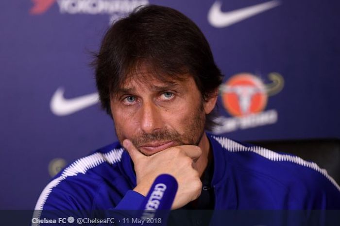 Pelatih asal Italia, Antonio Conte, saat masih mengasuh Chelsea.