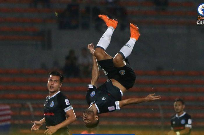 Selebrasi Saddil Ramdani saat mencetak gol untuk Pahang FA ke gawang Kuala Lumpur FA pada pekan pertama Liga Super Malaysia 2019 di Stadion Cheras, 1 Februari 2019.