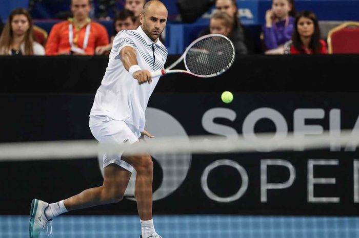 Marius Copil, mengakhiri perlawanan Stan Wawrinka di Sofia Open senin (4/2/2019)