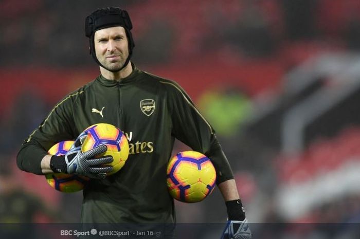 Penjaga gawang Arsenal, Petr Cech, mengaku punya dua angan-angan yang ingin diwujudkan sebelum pensiun akhir musim 2018-2019.