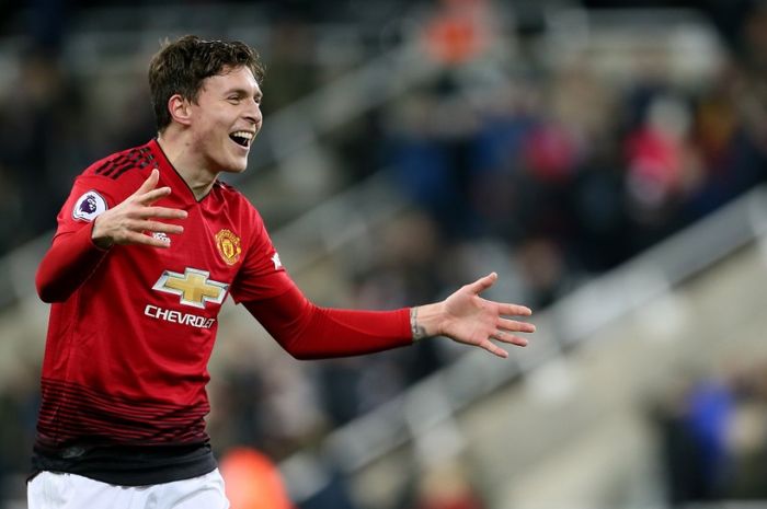 Bek Manchester United, Victor Lindelof, berharap timnya dapat kembali meraih kemenangan pasca kekalahan 0-2 dari PSG.