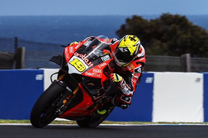 Alvaro Bautista, saat jalani tes WSBK di Philip Island pada senin (18/02/2019)