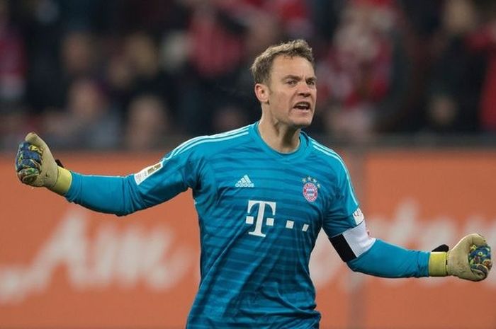 Kiper Bayern Muenchen, Manuel Neuer, sudah tidak bersabar untuk merasakan atmosfir Anfiled saat Bayern bertemu Liverpool di 16 besar Liga Champions.