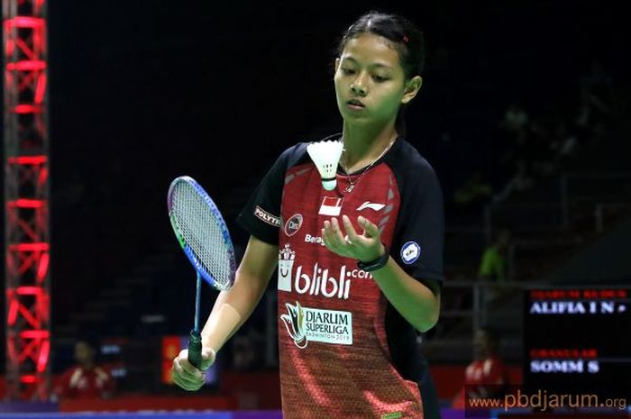 Pebulu tangkis PB Djarum, Alifia Intan Nurrokhim, saat berlaga di Djarum Superliga Badminton 2019 di GOR Sabuga ITB Bandung, Senin (18/2/2019)