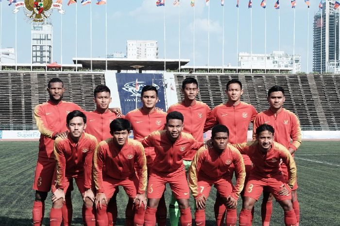 Timnas U-22 Indonesia jelang laga kontra timnas U-22 Malaysia pada laga kedua Grup B Piala AFF U-22 2019 di Stadion Olimpiade, Phnom Penh, Kamboja, 20 Februari 2019. 