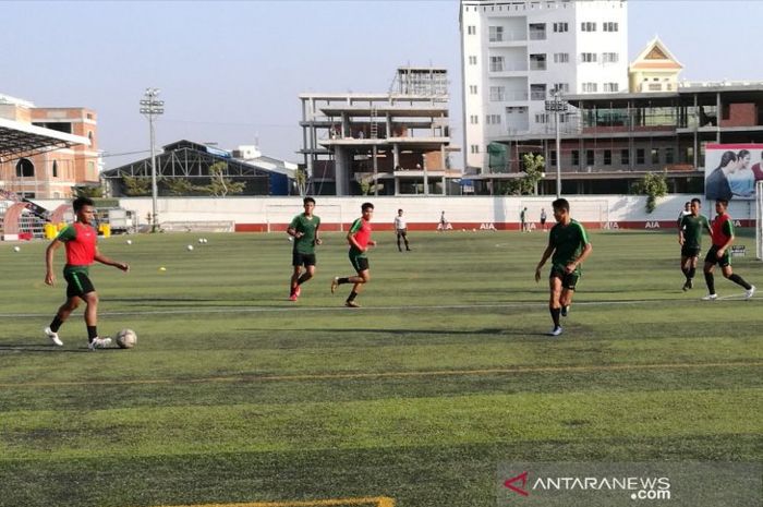 Sesi latihan timnas U-22 Indonesia menjelang laga melawan Kamboja pada matchday ketiga Grup B Piala AFF U-22 2019.