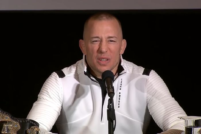 Georges St-Pierre memberikan pengumuman soal dirinya yang pensiun di MMA, Kamis (21/2/2019).