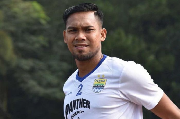 Mantan pemain Mitra Kukar, Saepulloh Maulana, bergabung dengan Persib.