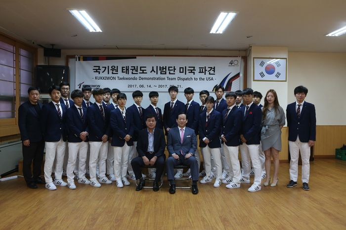 Tim Demonstrasi Taekwondo Kukkiwon.