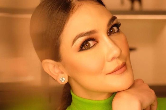Dikelilingi Pria Tampan, Luna Maya Tak Kesepian Meski Ditinggal Nikah Reino Barack, Intip Potret 2 Kakak Lelakinya yang Jarang Terekspos