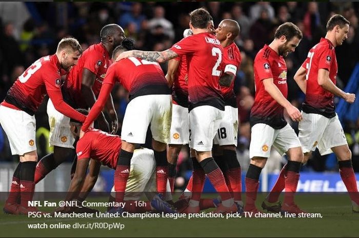 Selebrasi para pemain Manchester United ketika merayakan gol ke gawang Chelsea di Piala FA