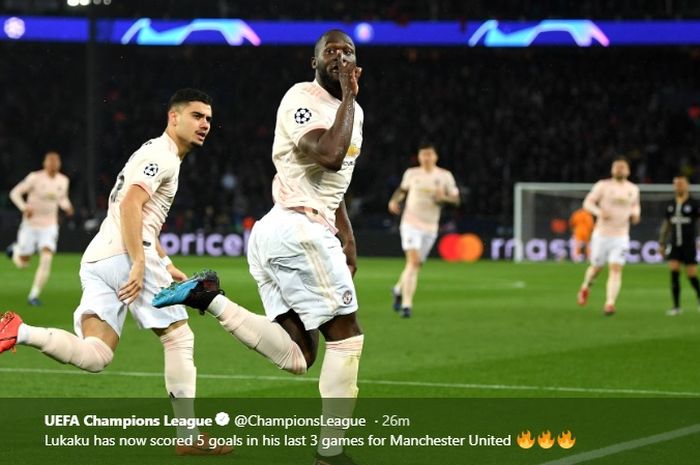 Striker Manchester United, Romelu Lukaku, merayakan gol yang dicetak ke gawang Paris Saint-Germain (PSG) dalam laga leg kedua babak 16 besar Liga Champions di Stadion Parc des Princes, 6 Maret 2019.