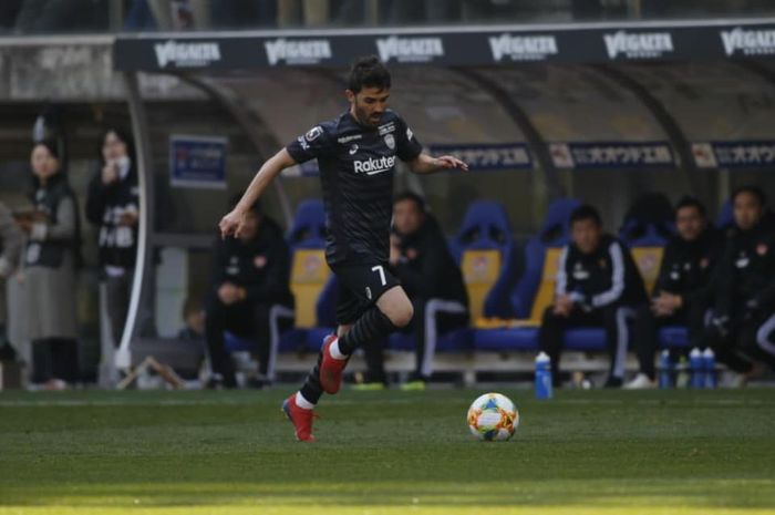 Aksi David Villa bersama Vissel Kobe saat dijamu Vegalta Sendai pada pekan ketiga Liga Jepang 2019, 10 Maret 2019.