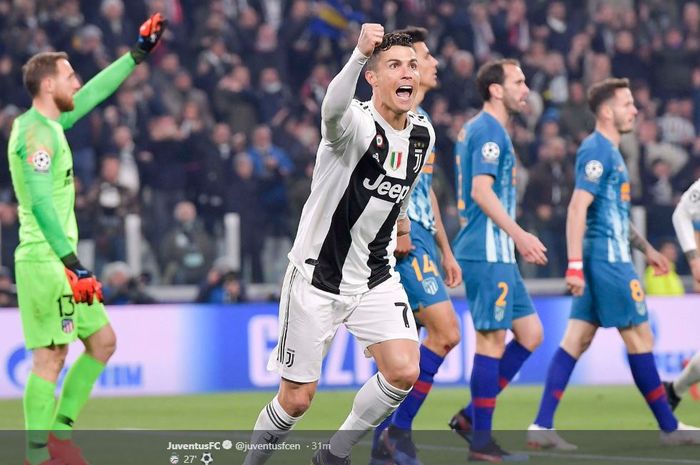 Megabintang Juventus, Cristiano Ronaldo, merayakan gol yang dicetak ke gawang Atletico Madrid dalam laga leg kedua babak 16 besar Liga Champions di Stadion Allianz, Selasa (12/3/2019).