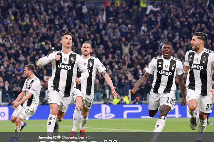 Cristiano Ronaldo, membuat hat-trick ke-8 di Liga Champions saat membawa Juventus menang 3-0 atas Atletico Madrid, Rabu (12/3/2019)