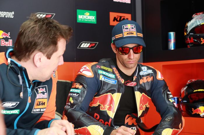 Johann Zarco saat berada di paddock untuk bersiap menjalani sesi balapan MotoGP Qatar 2019.