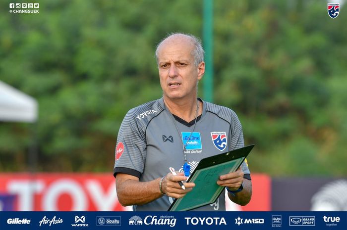 Pelatih timnas U-23 Thailand, Alexandre Gama