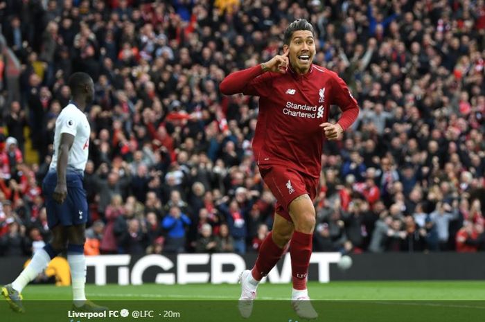 Penyerang Liverpool, Roberto Firmino (kanan), merayakan gol yang dicetak ke gawang Tottenham Hotspur dalam laga Liga Inggris di Stadion Anfield, Minggu (31/3/2019).